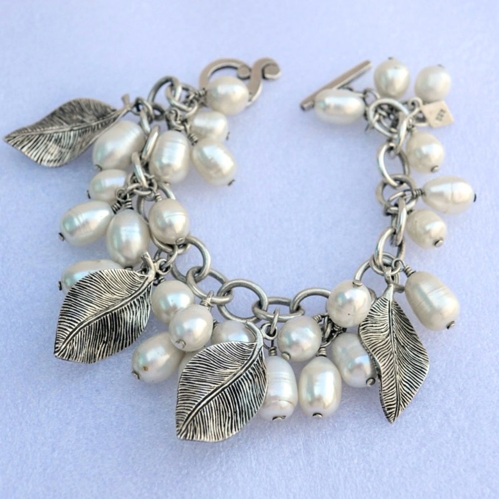 Silpada Vintage Sterling Silver Leaf and Pearl ChaCha Bracelet